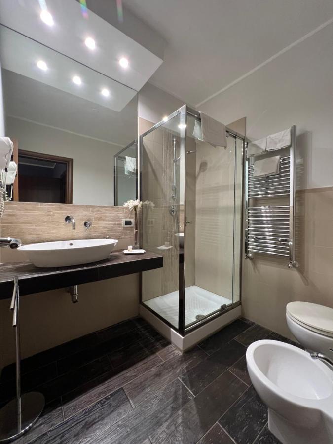 Allakala Rooms & Apartament Palermo Buitenkant foto